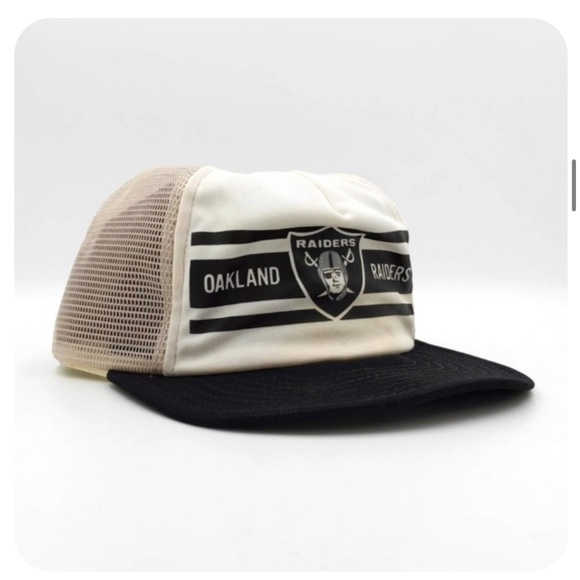 Vintage OAKLAND RAIDERS Snapback Trucker Hat Stripes NFL AJD Black White 80s USA